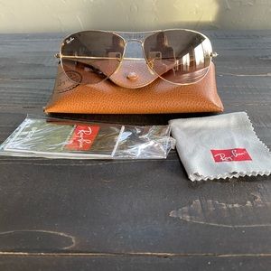 Ray Ban Cockpit gold frame w/ lt. brown gradient